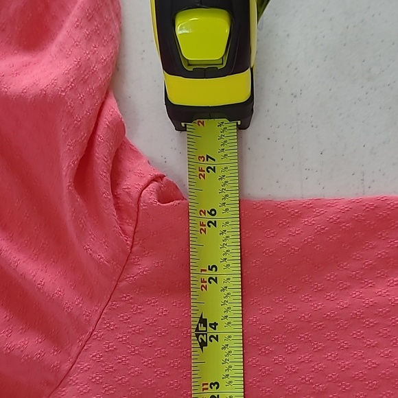 Crown & Ivy Coral V-neck Textured Blouse size 3X - Picture 6 of 7